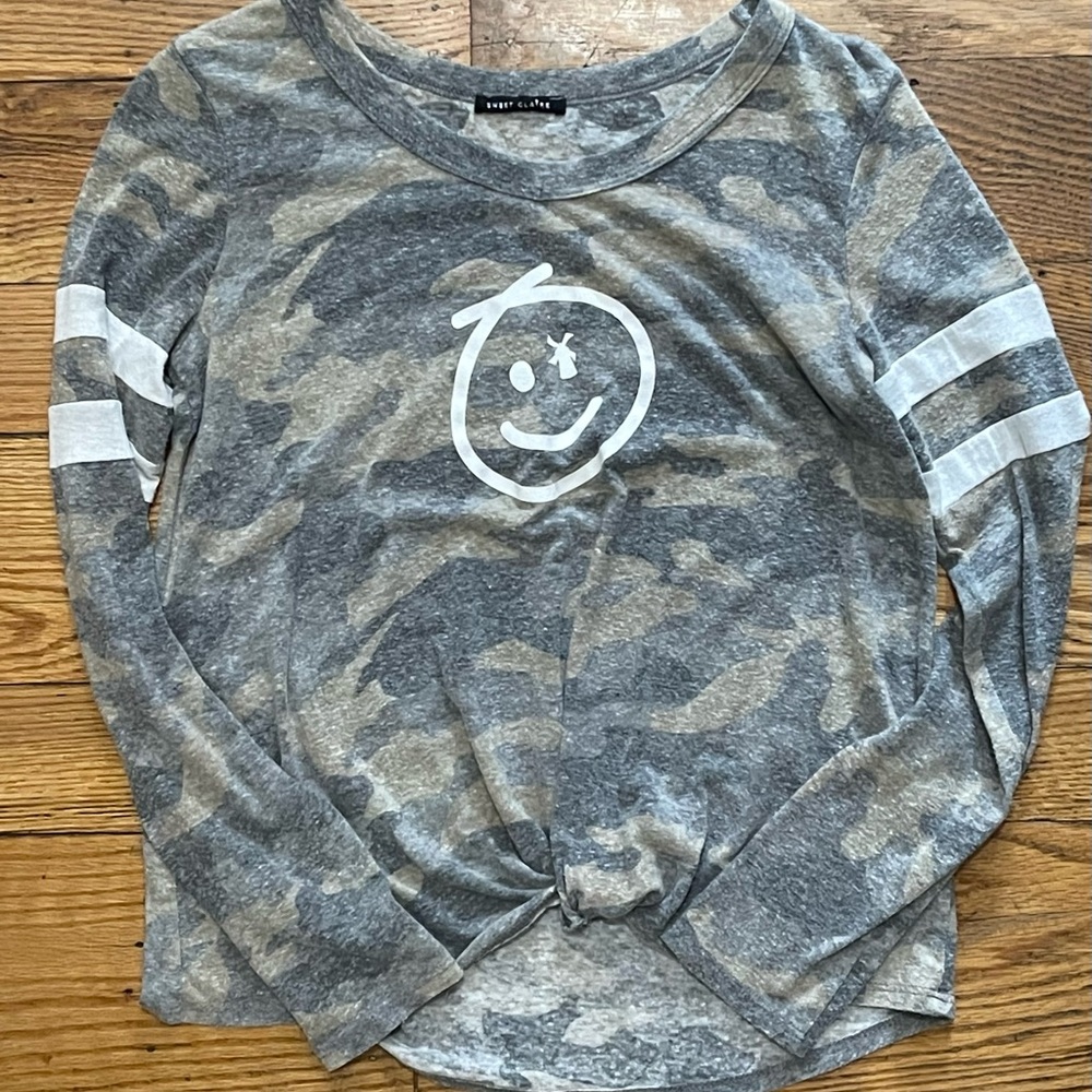 Dutch Bros slub cotton camo raglan top